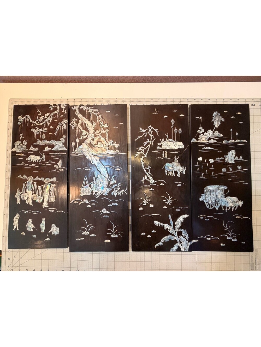 4 pieces VTG Asian Black Lacquer Mother of the Pearl Decor